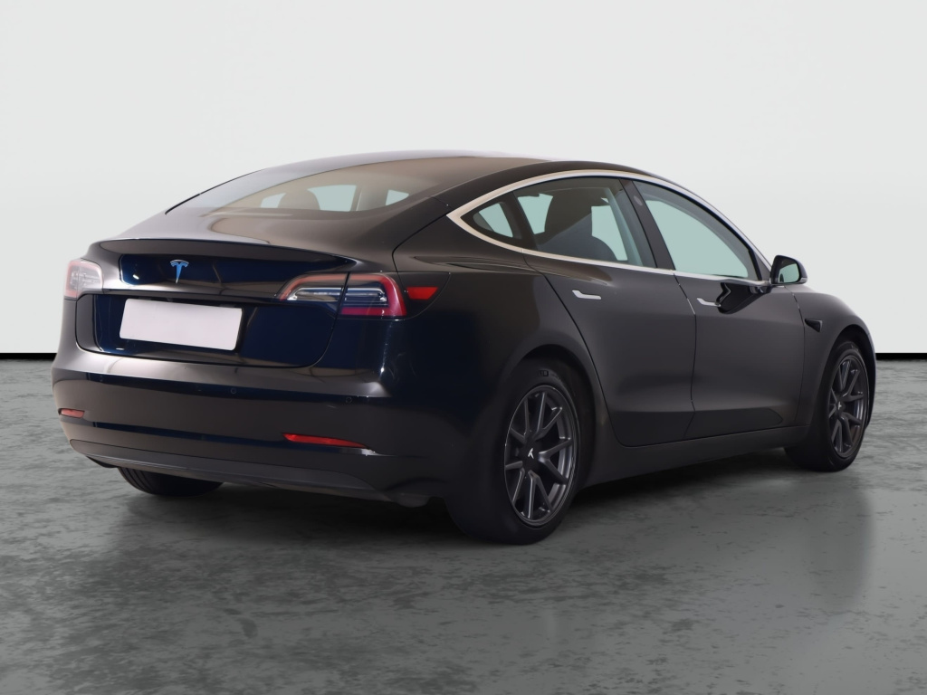 Tesla Model 3 2019 7