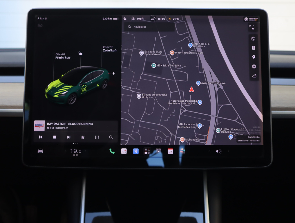 Tesla Model 3 2019 16