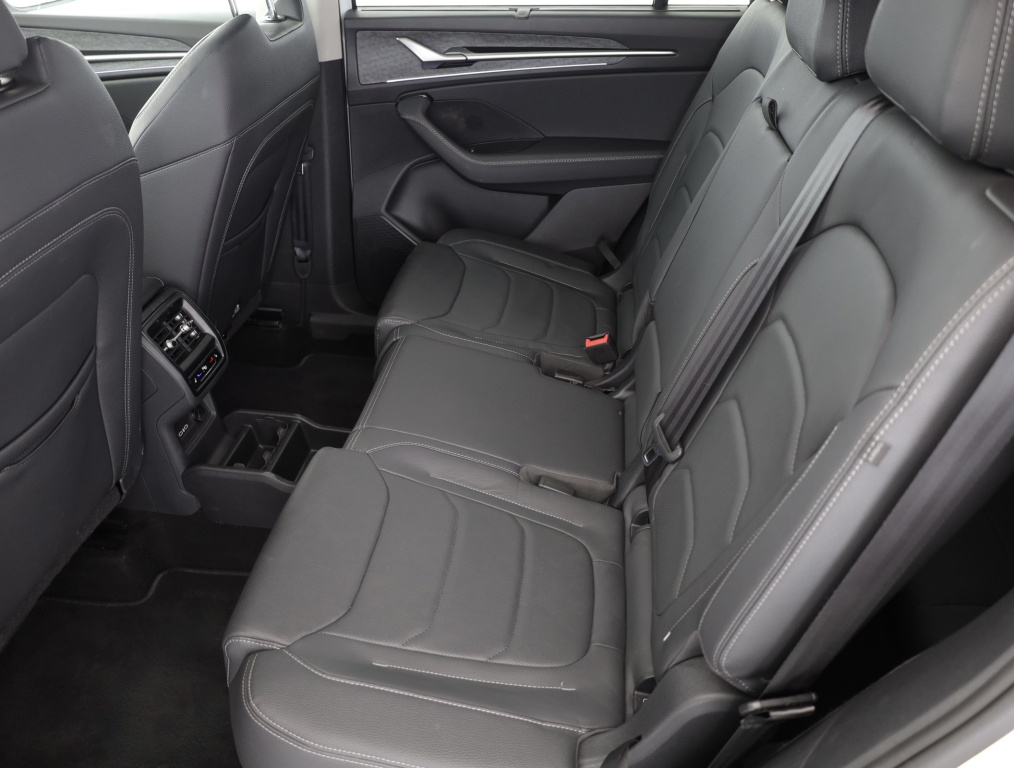 Škoda Kodiaq 2.0 TDI 4x4 2025 12