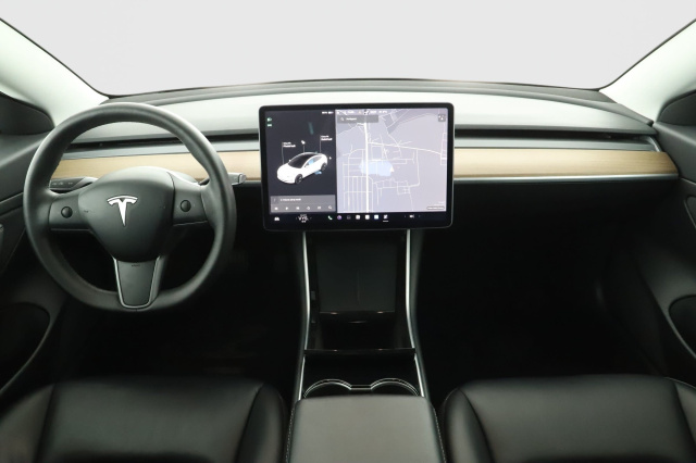 Tesla Model 3 Std Range Plus 52kWh 2020 9
