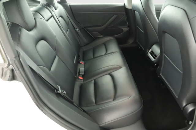 Tesla Model 3 Std Range Plus 52kWh 2020 11