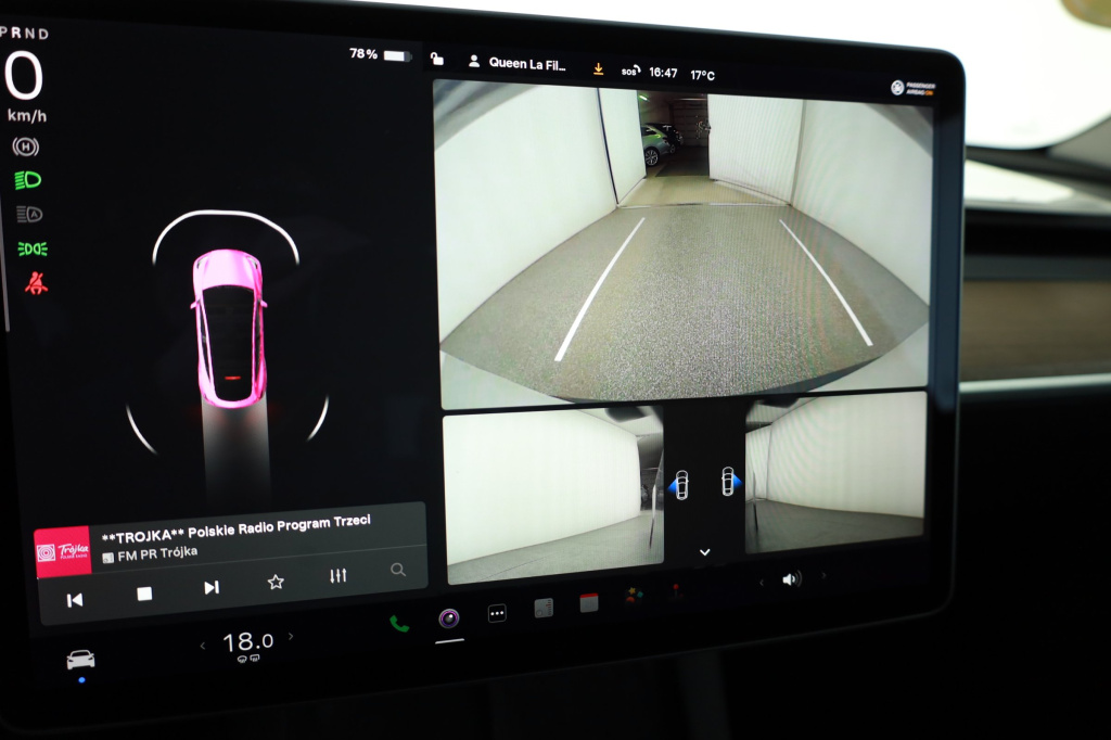 Tesla Model Y 4x4 2021 19