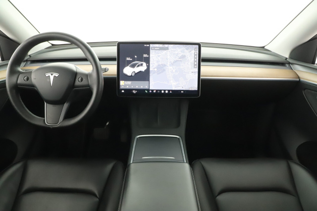 Tesla Model Y Long Range AWD 75kWh 2021 9