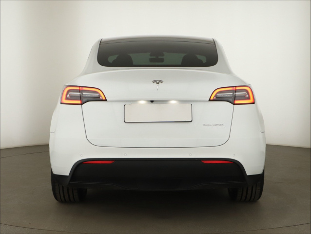 Tesla Model Y Long Range AWD 75kWh 2021 6