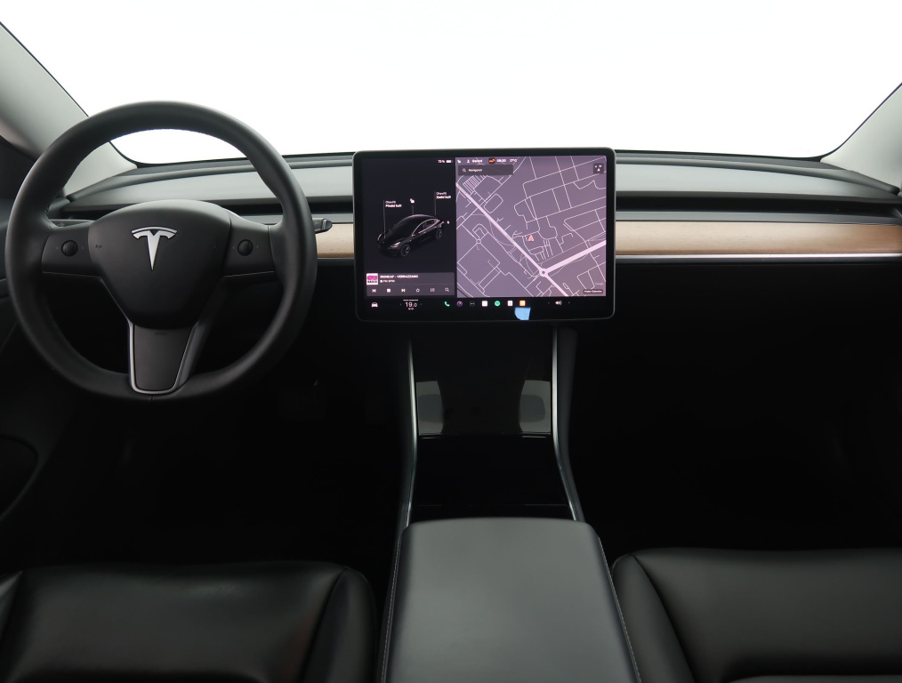 Tesla Model 3 2020 9