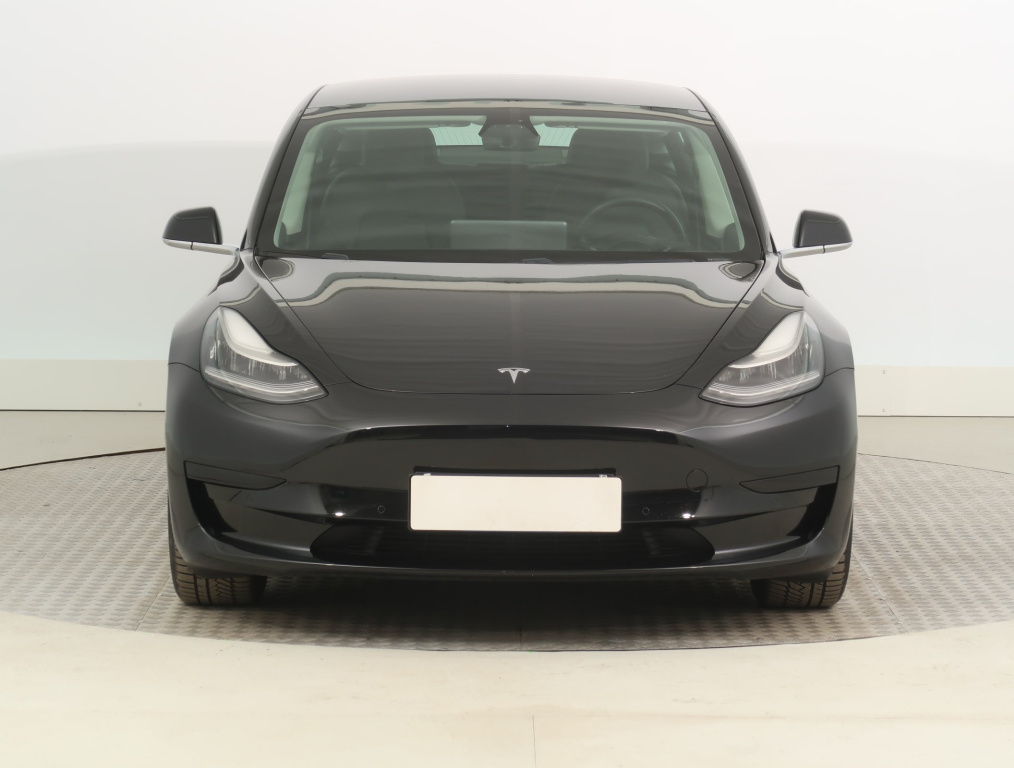 Tesla Model 3 2020 2