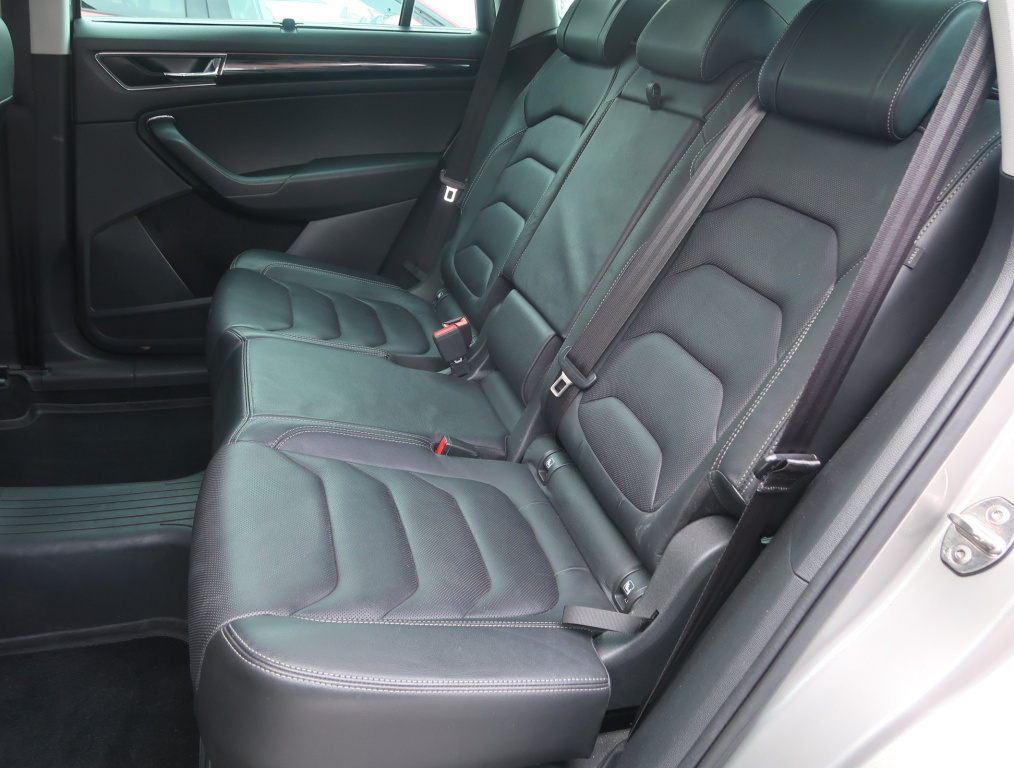 Škoda Kodiaq 2.0 TDI 4x4 2018 12