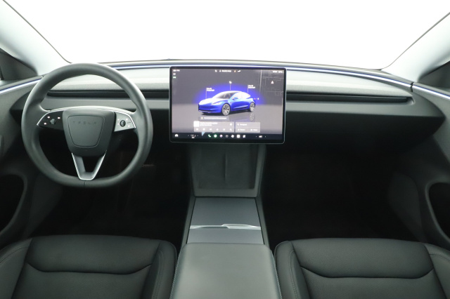 Tesla Model 3 Standard Range LFP 2023 9