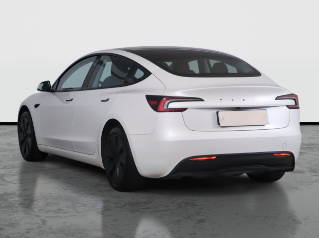 Tesla Model 3 Standard Range LFP 2024 5