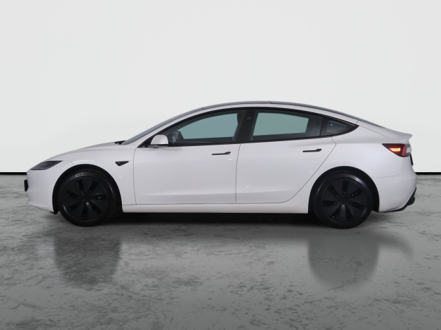 Tesla Model 3 Standard Range LFP 2024 4
