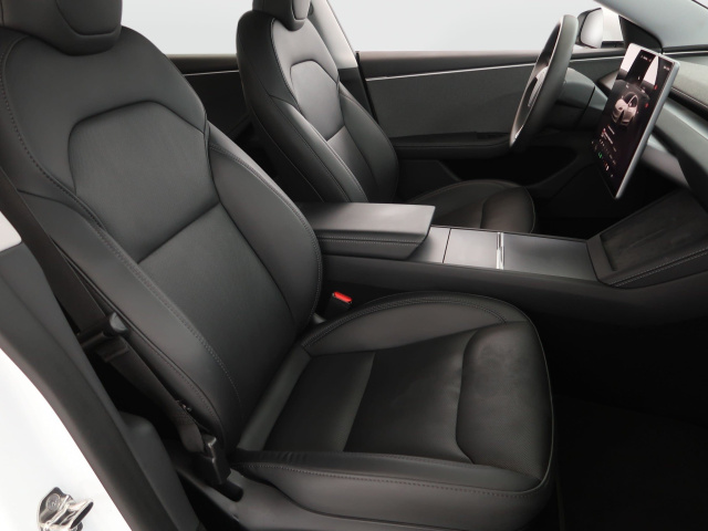 Tesla Model 3 Standard Range LFP 2024 10