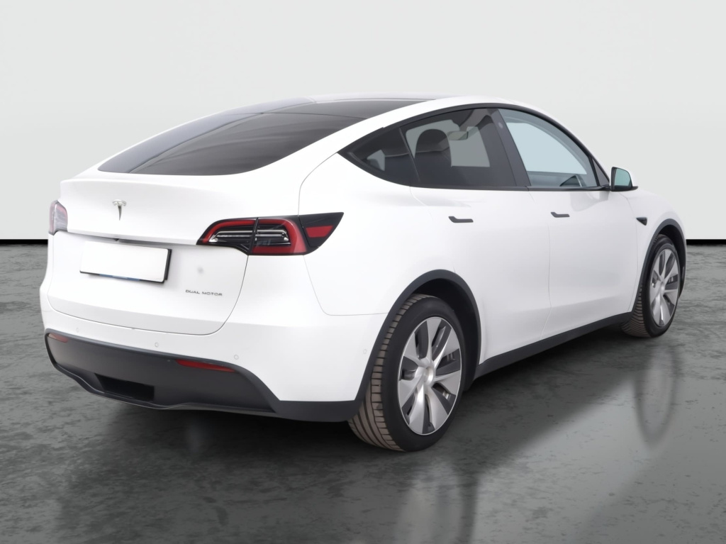 Tesla Model Y 4x4 2022 7