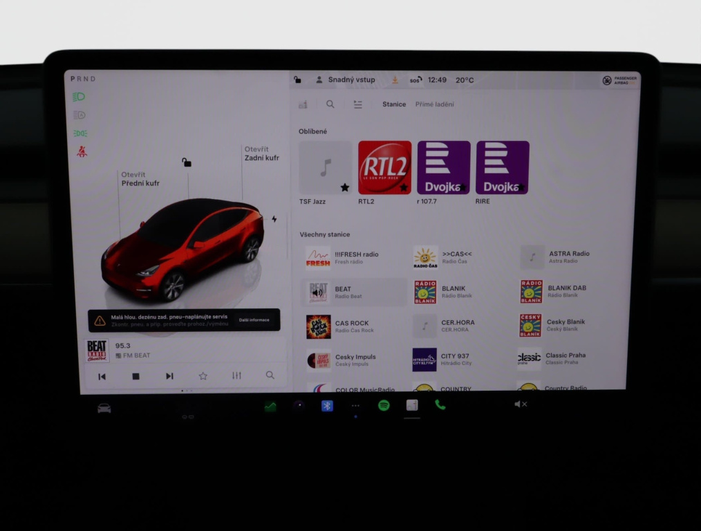 Tesla Model Y 4x4 2022 15