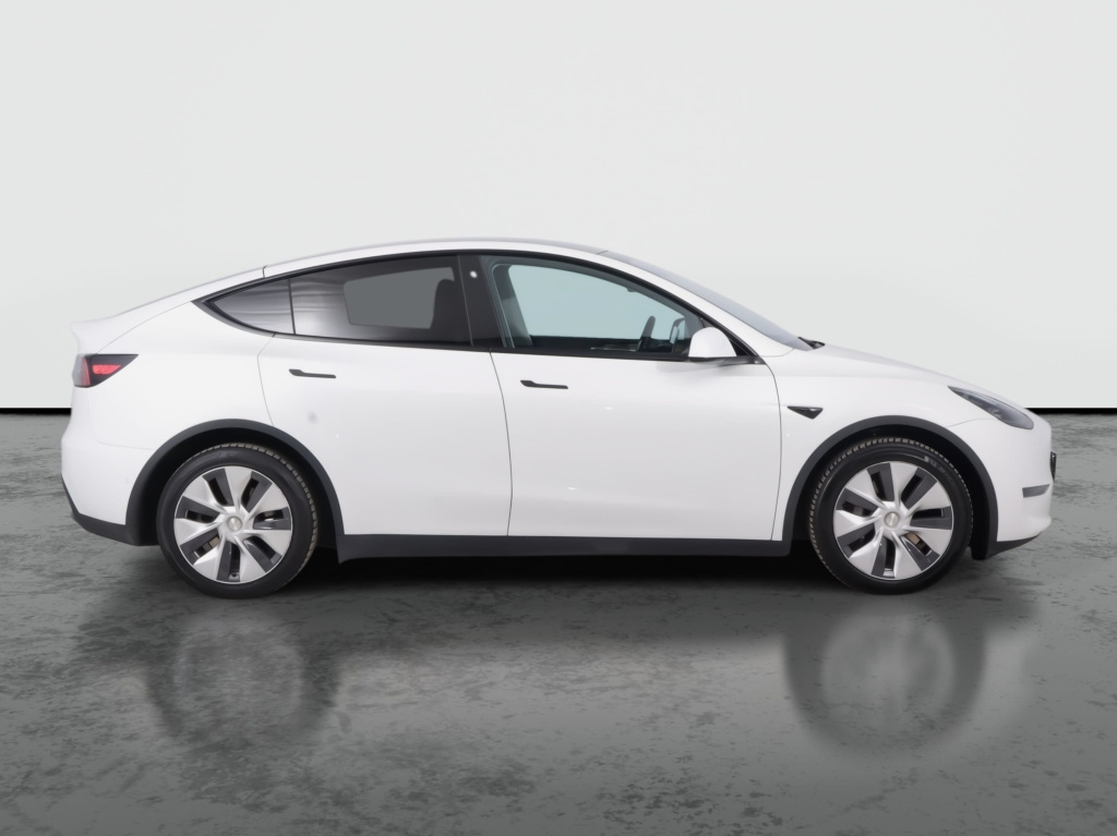 Tesla Model Y 4x4 2022 8