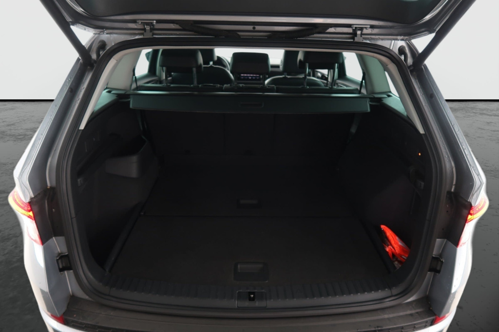 Škoda Kodiaq 2.0 TSI 4x4 2020 17