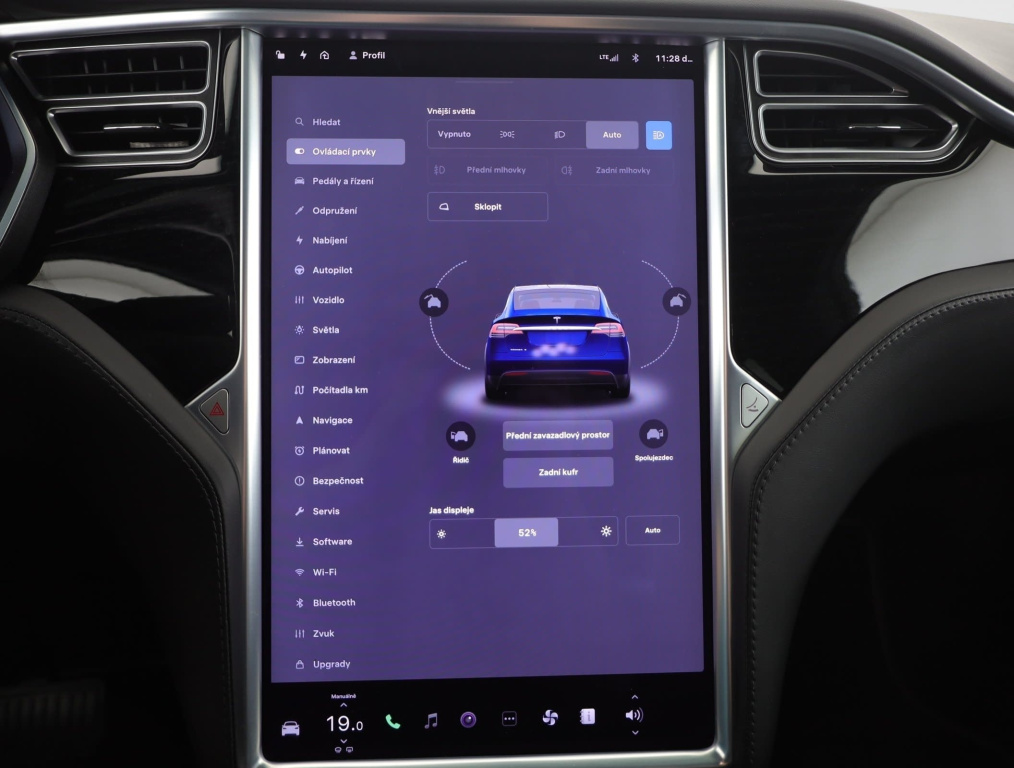 Tesla Model X 4x4 2018 19