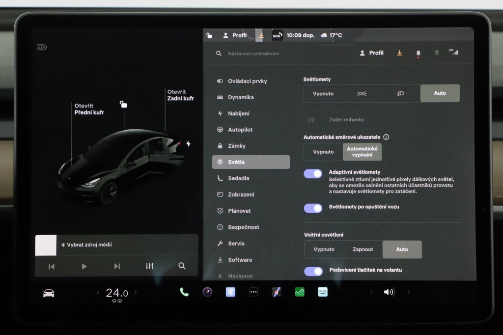 Tesla Model 3 2021 23