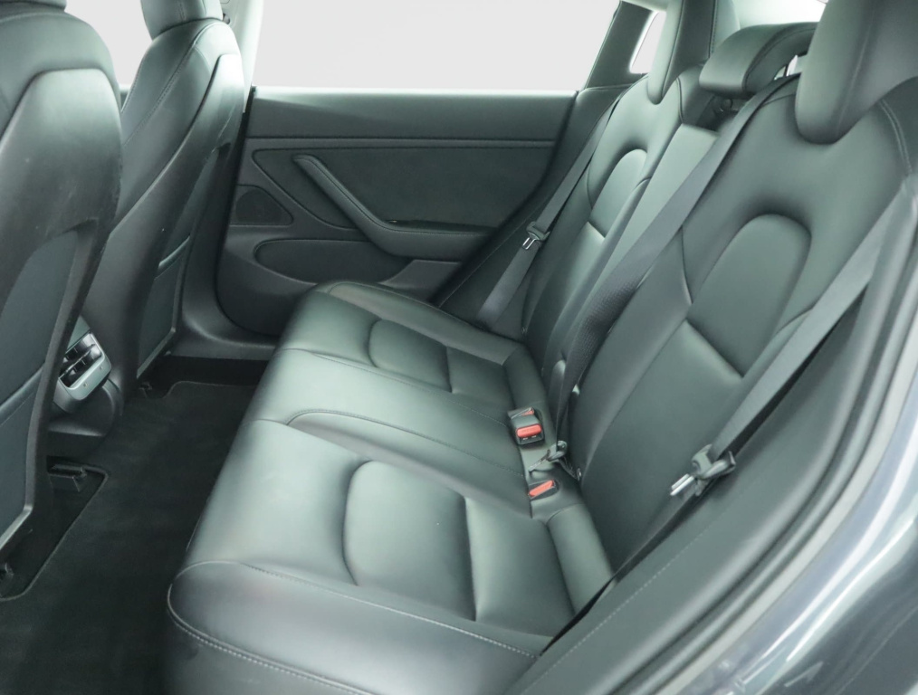Tesla Model 3 4x4 2019 12