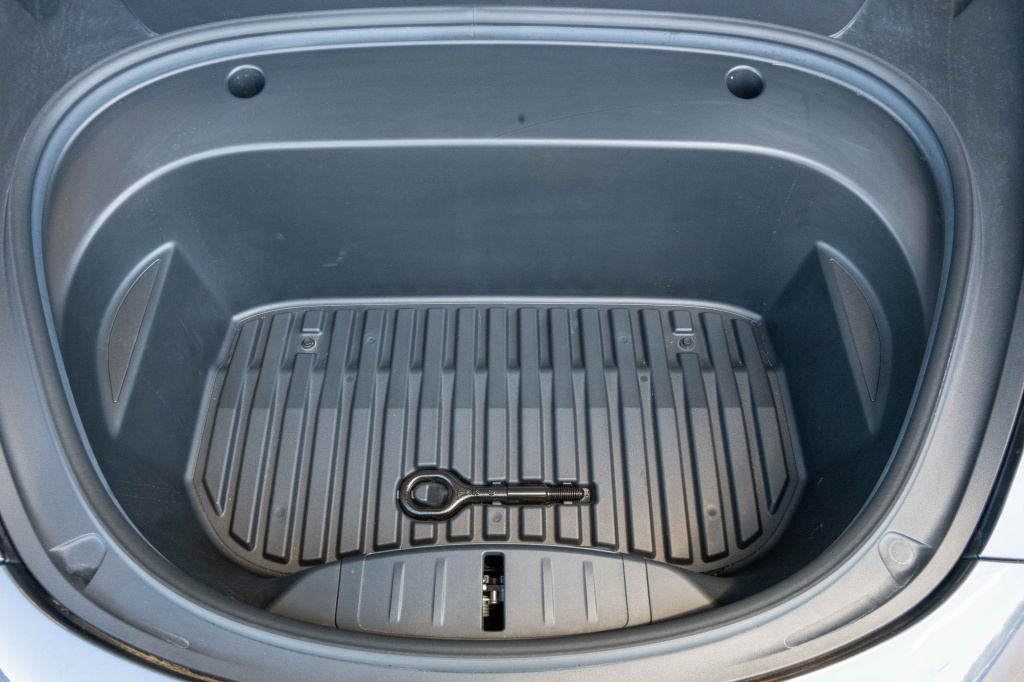 Tesla Model 3 2022 21