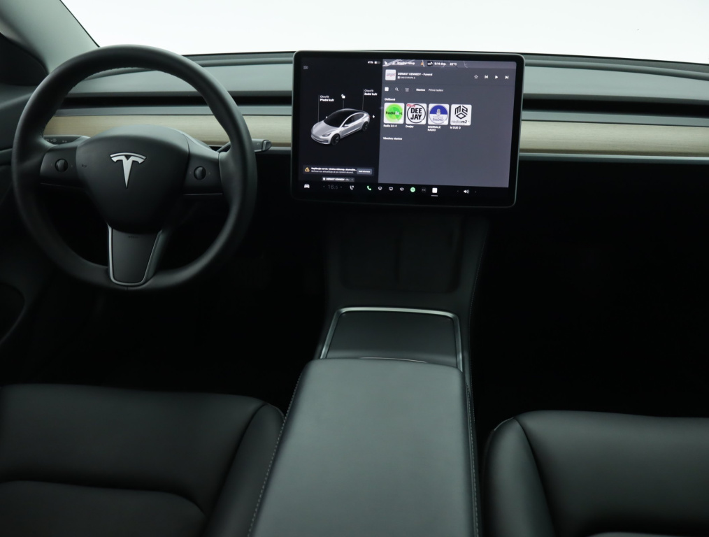 Tesla Model 3 4x4 2021 9