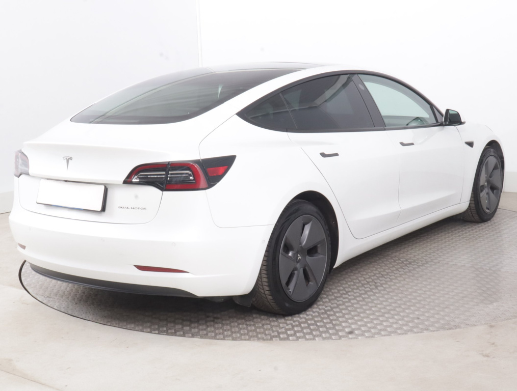 Tesla Model 3 4x4 2021 7