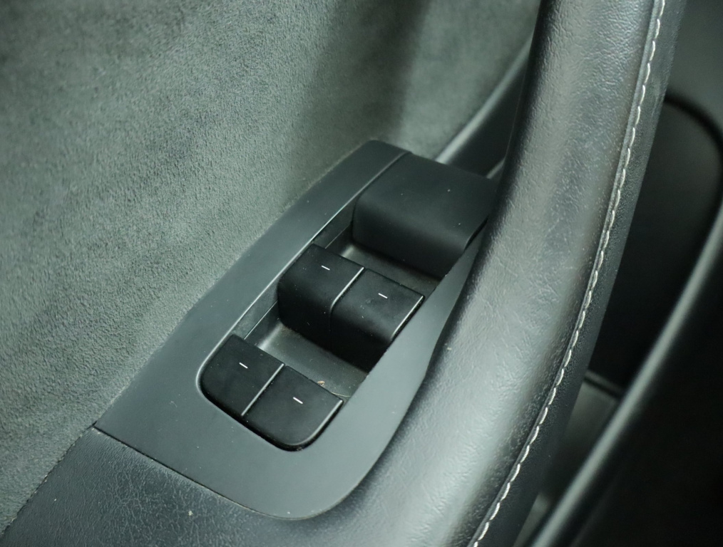 Tesla Model 3 4x4 2021 16
