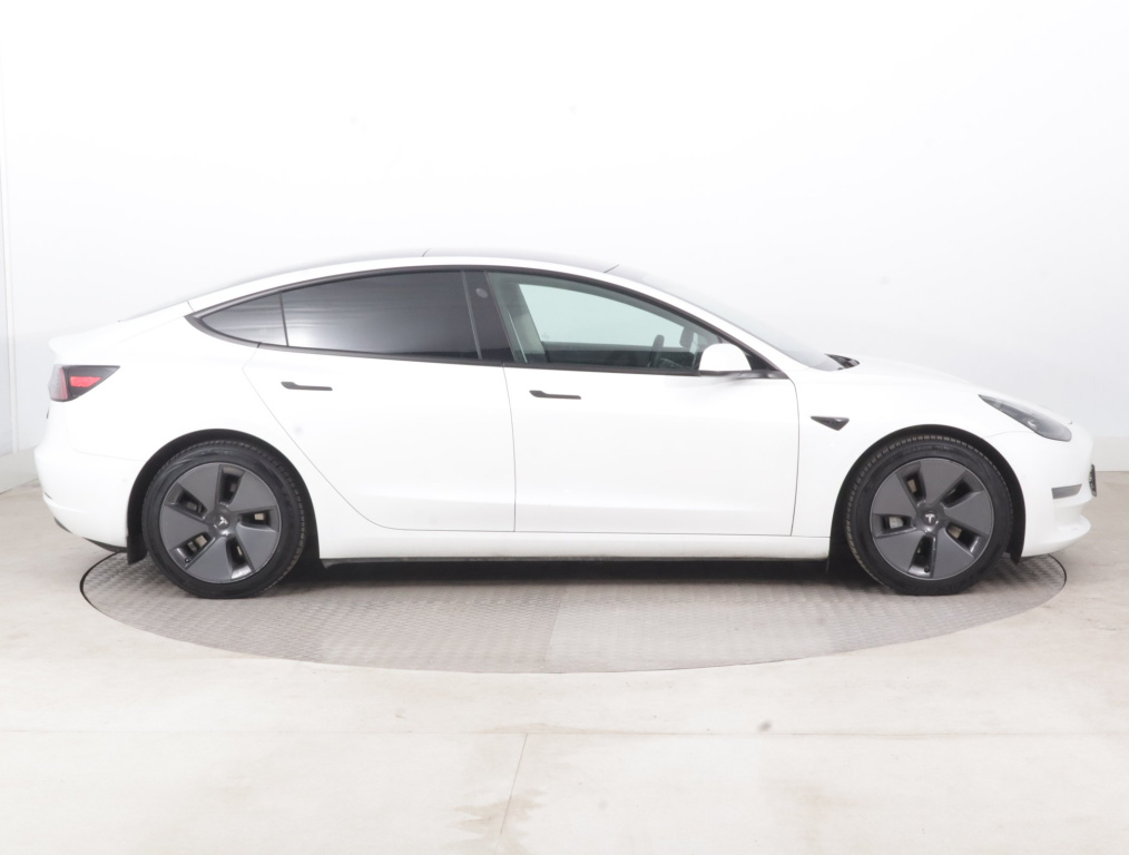 Tesla Model 3 4x4 2021 8