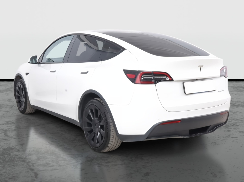 Tesla Model Y 4x4 2022 5
