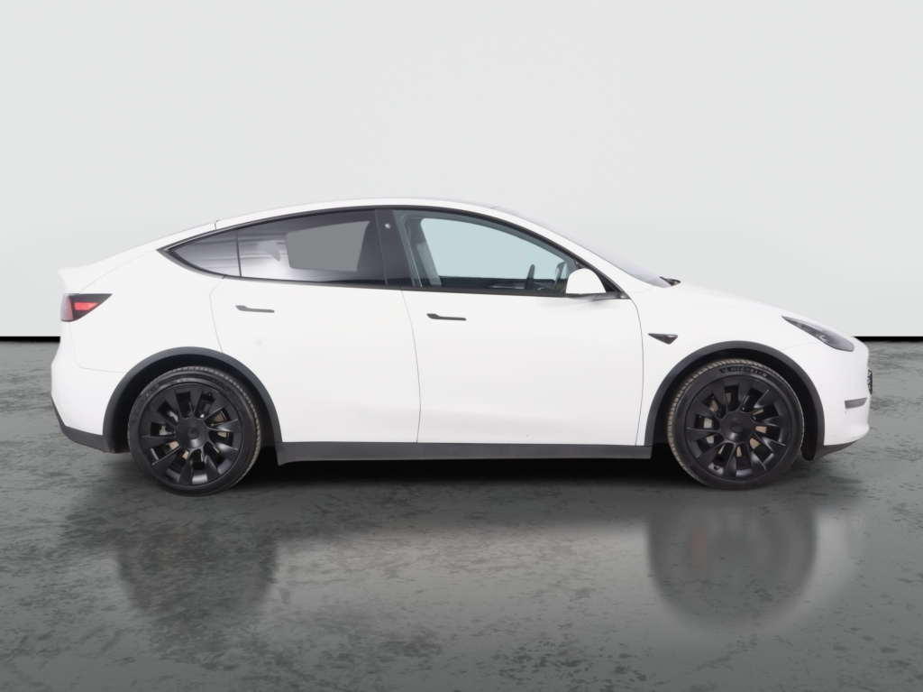 Tesla Model Y 4x4 2022 8