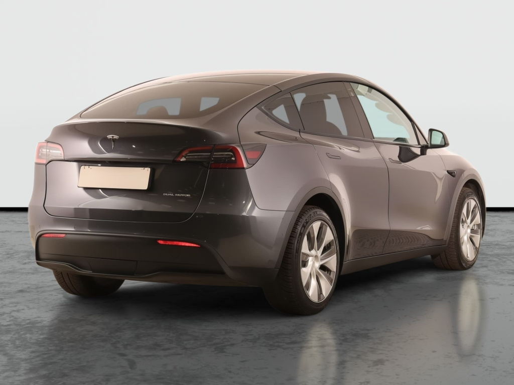 Tesla Model Y 4x4 2022 7