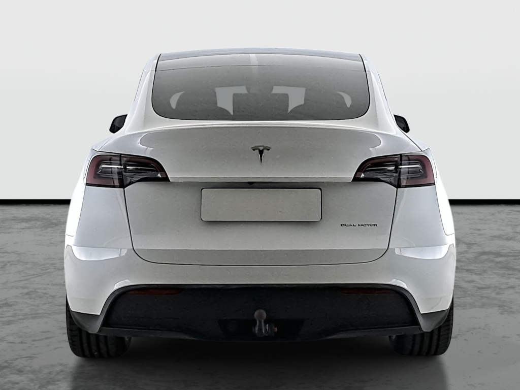 Tesla Model Y 4x4 2023 6