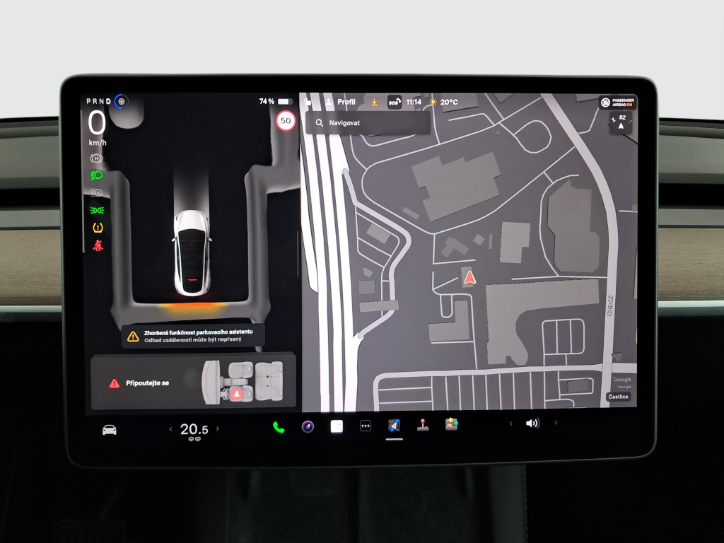 Tesla Model Y 4x4 2023 14
