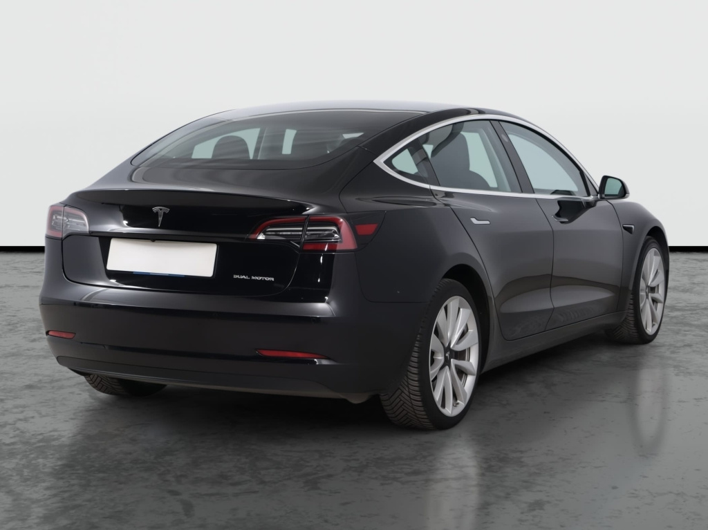 Tesla Model 3 4x4 2020 7