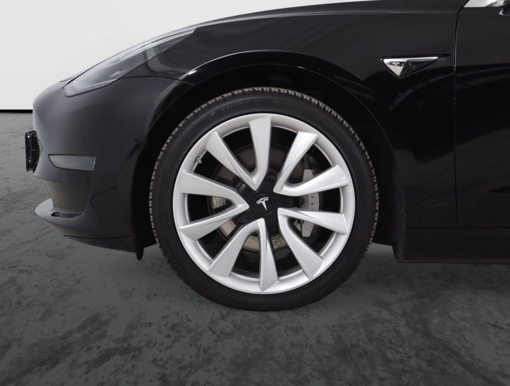 Tesla Model 3 4x4 2020 18
