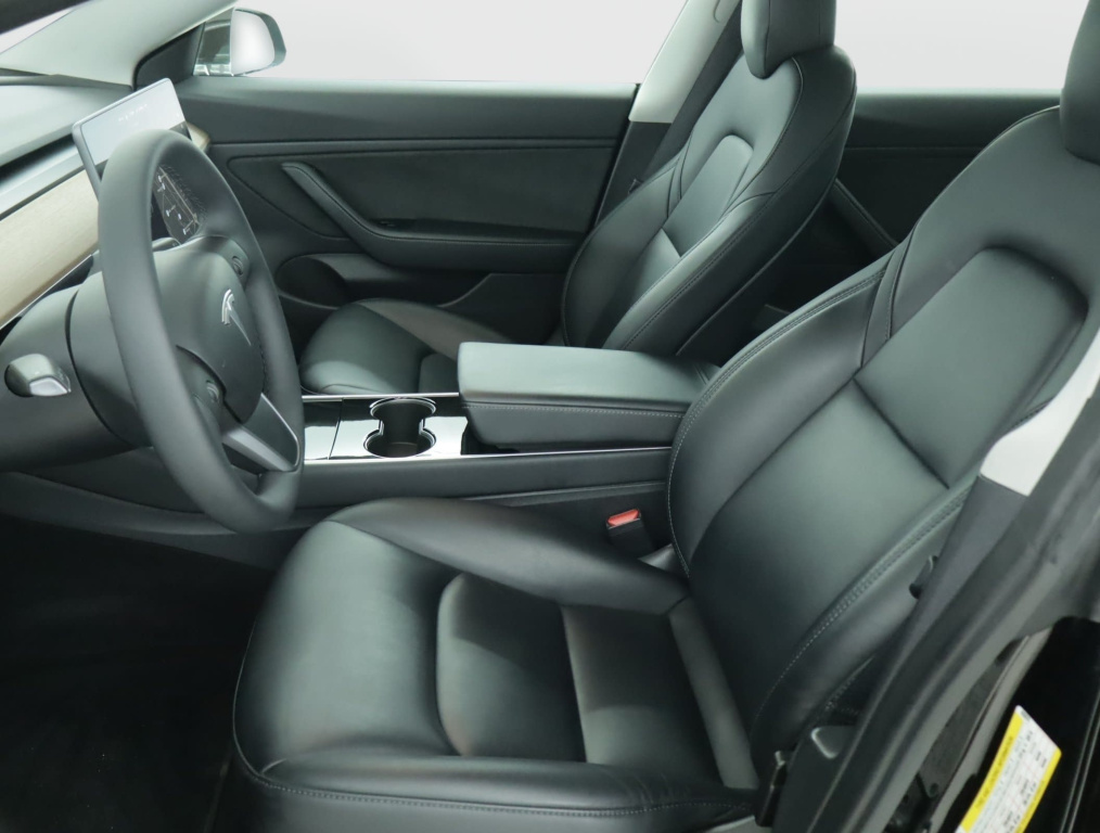 Tesla Model 3 4x4 2020 13