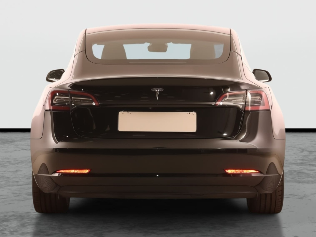 Tesla Model 3 2020 6