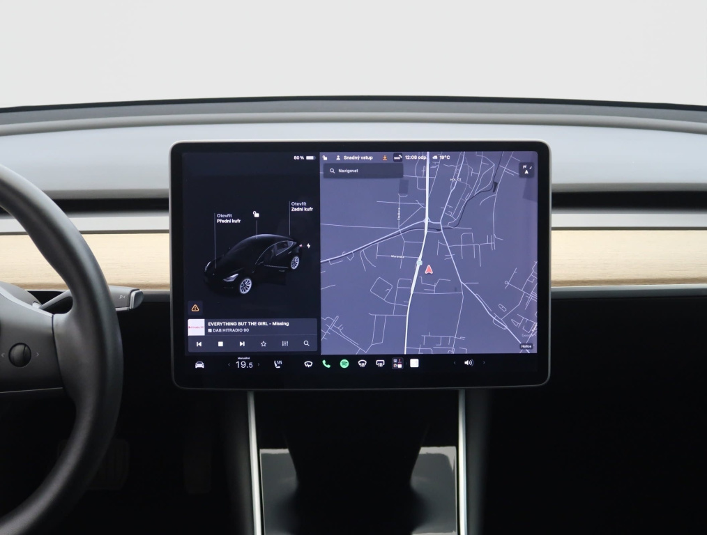 Tesla Model 3 2020 14