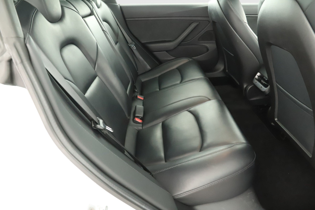 Tesla Model 3 4x4 2019 11