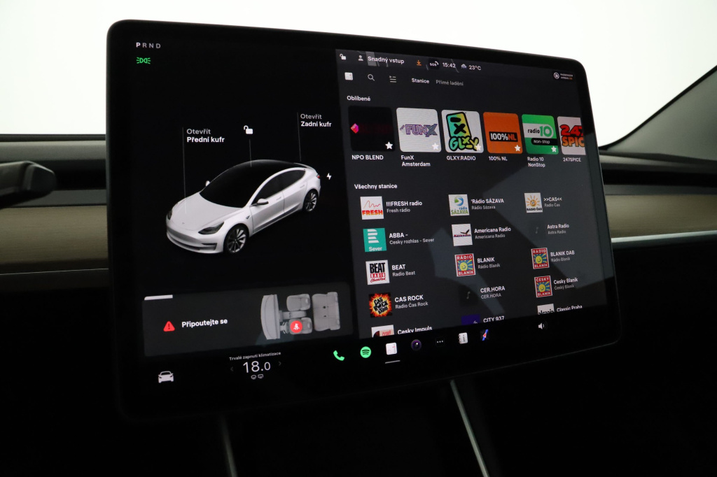 Tesla Model 3 4x4 2019 15