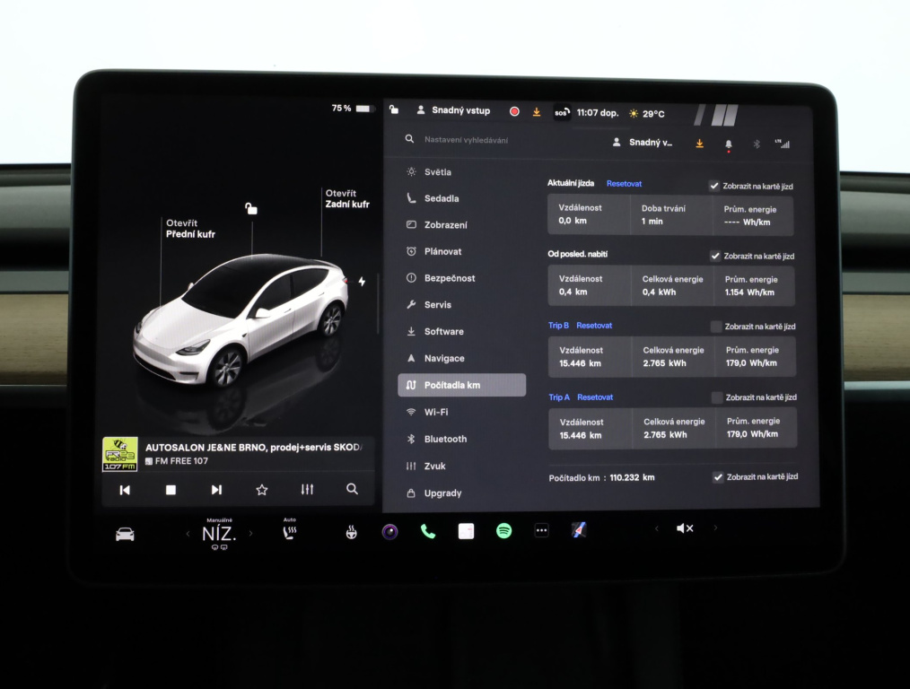 Tesla Model Y 4x4 2022 16