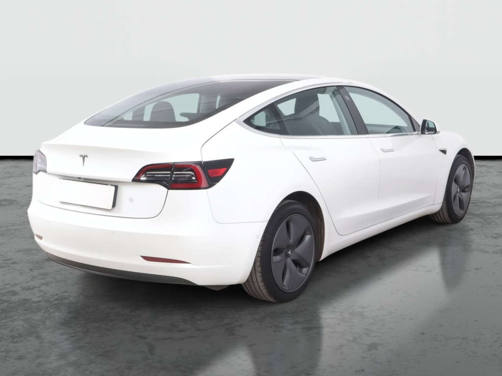 Tesla Model 3 2019 7