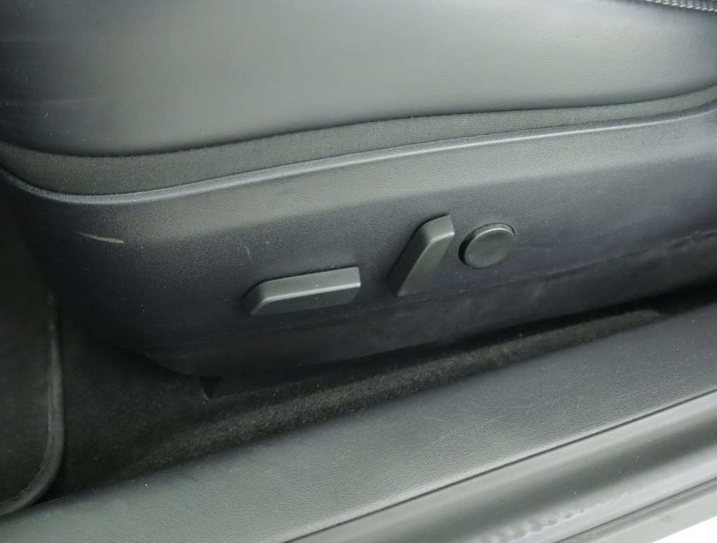 Tesla Model 3 2019 20