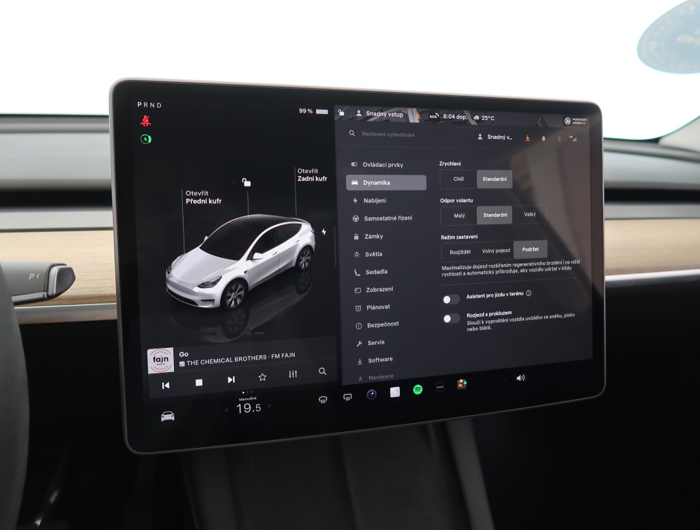 Tesla Model Y 4x4 2022 23