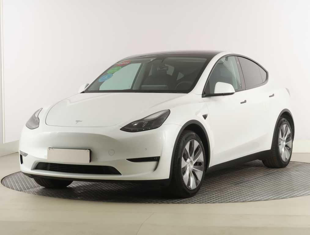 Tesla Model Y 4x4 2022 3