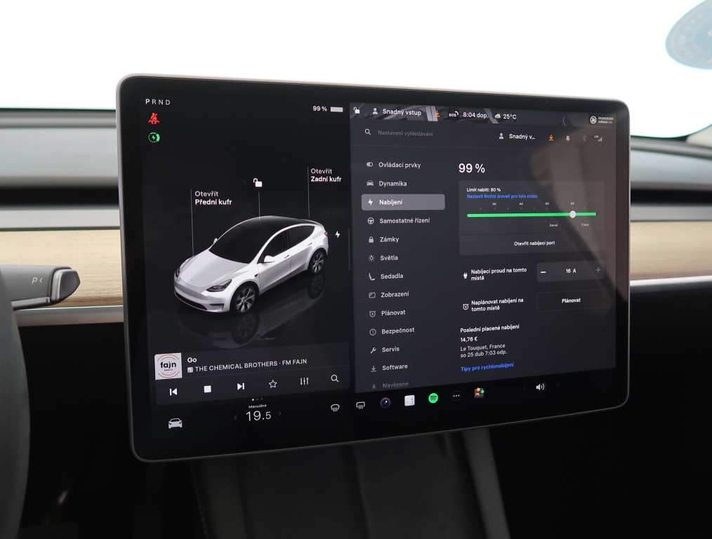 Tesla Model Y 4x4 2022 24