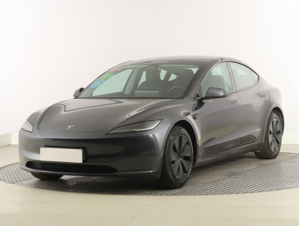 Tesla Model 3 2023 3
