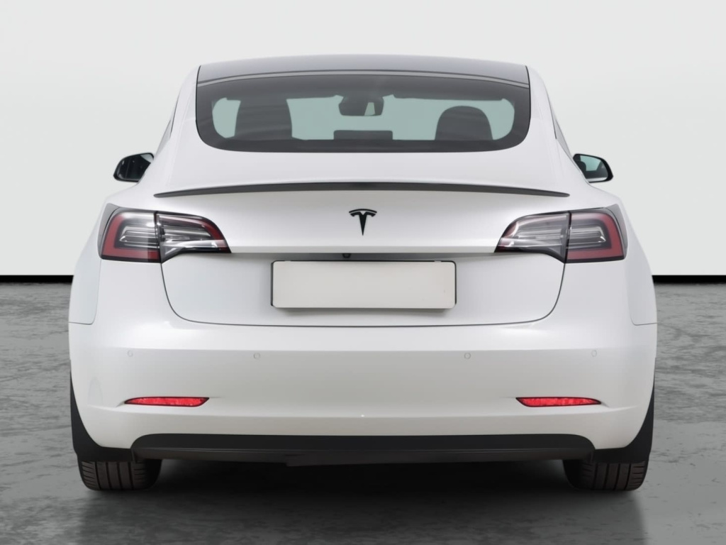 Tesla Model 3 2019 6