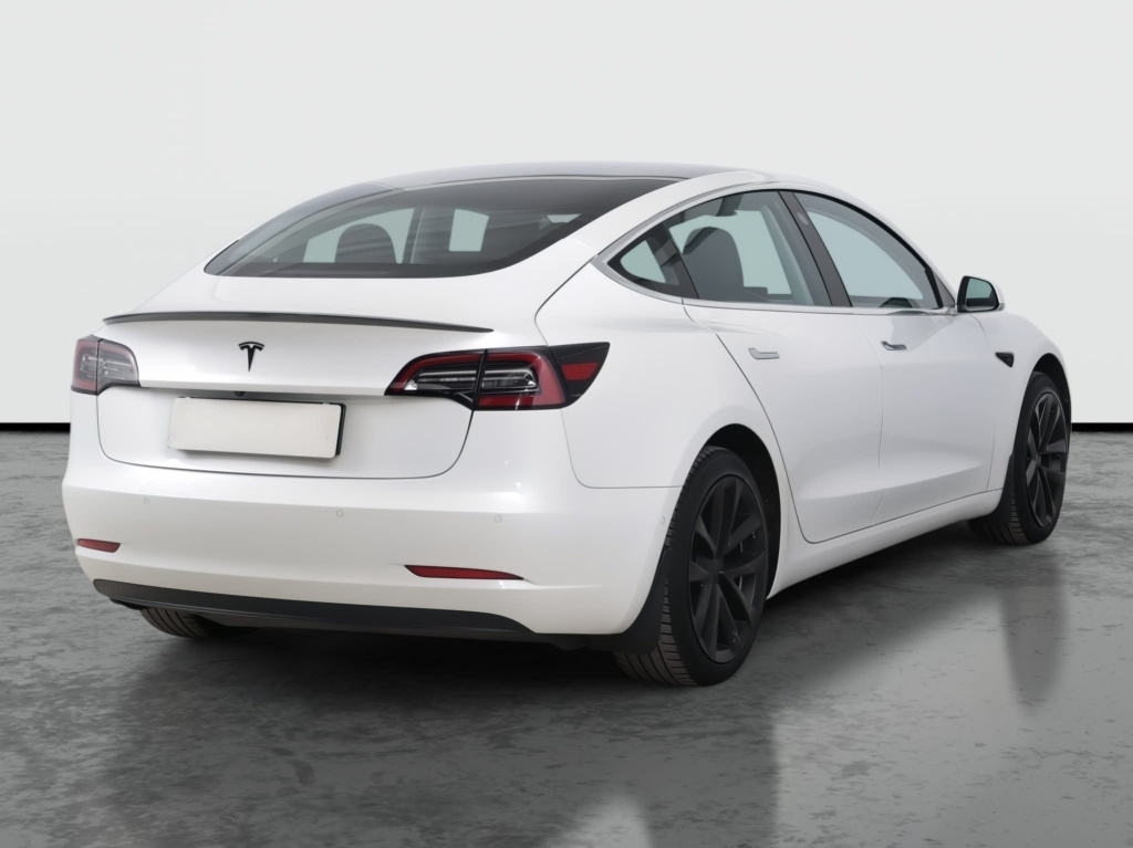 Tesla Model 3 2019 7