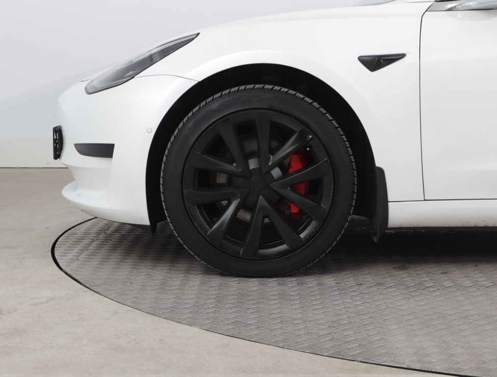 Tesla Model 3 2019 18