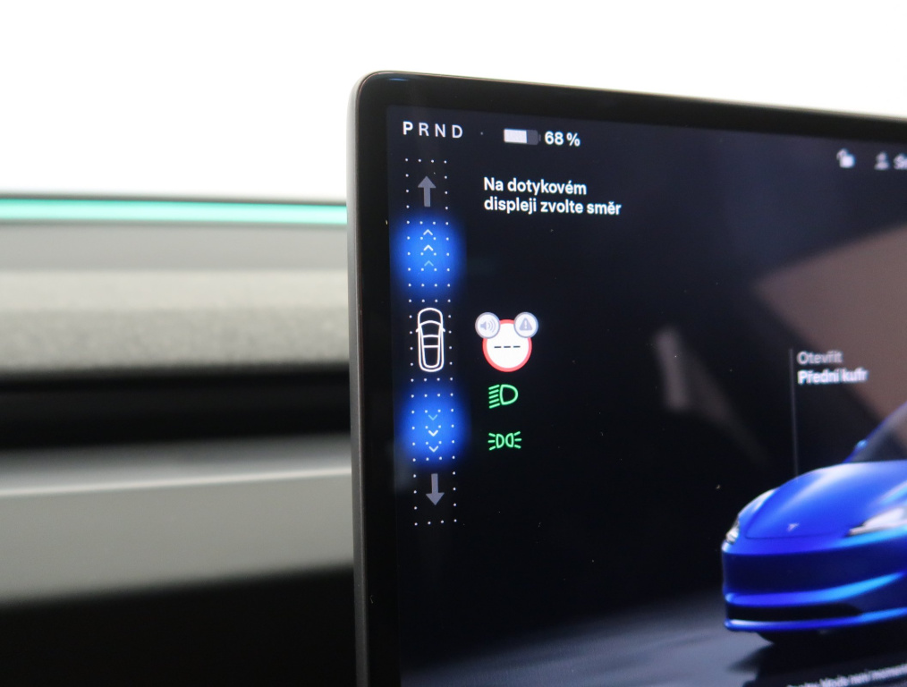 Tesla Model 3 2025 15